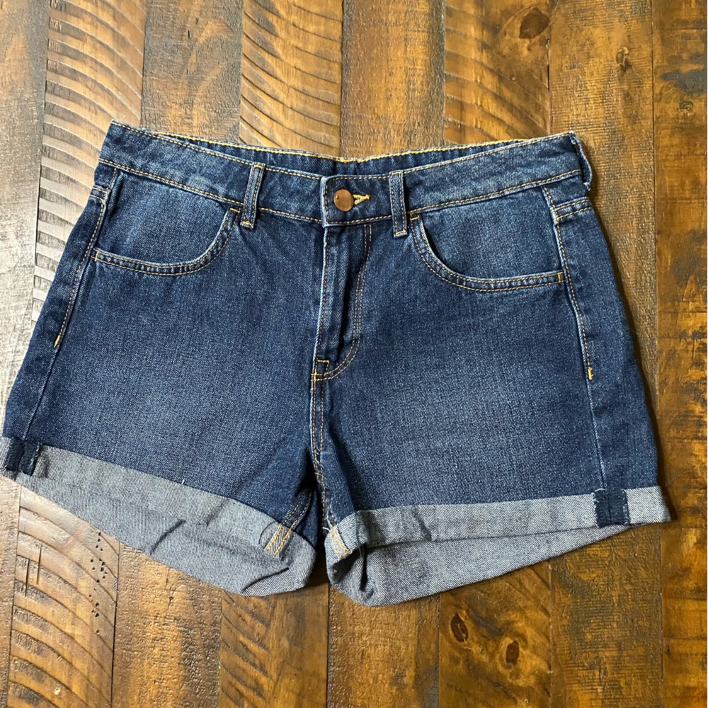 H&M Denim Blue Women's Shorts Sz 6 Roll Cuff